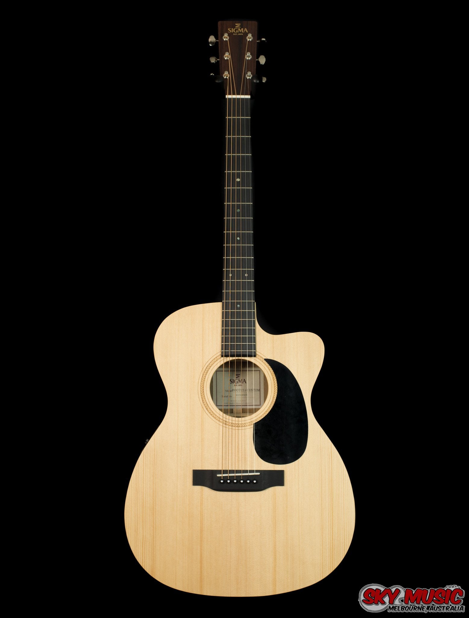 Sigma 000TCE Cutaway with EQ