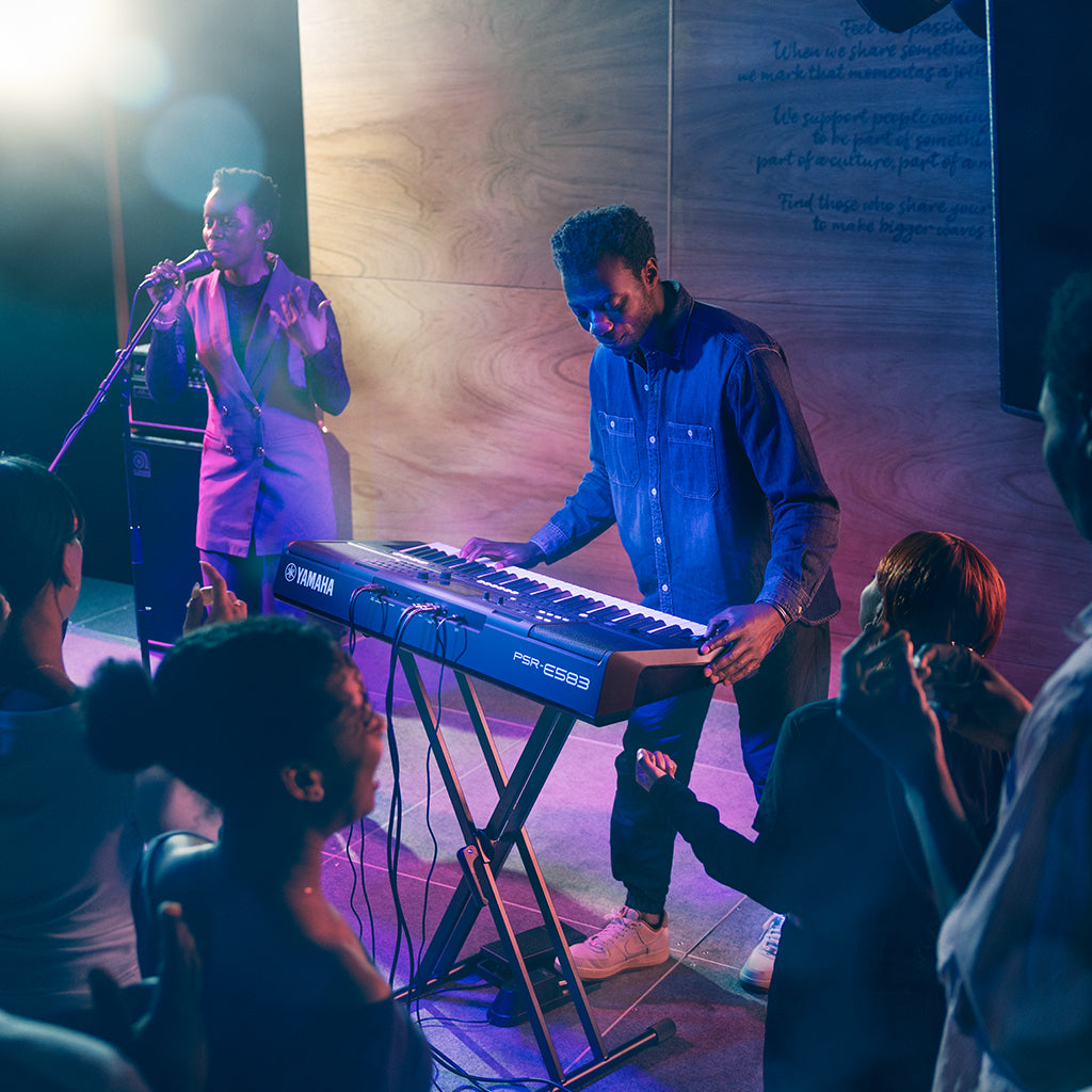 Yamaha PSR-E583 61-Key Portable Keyboard