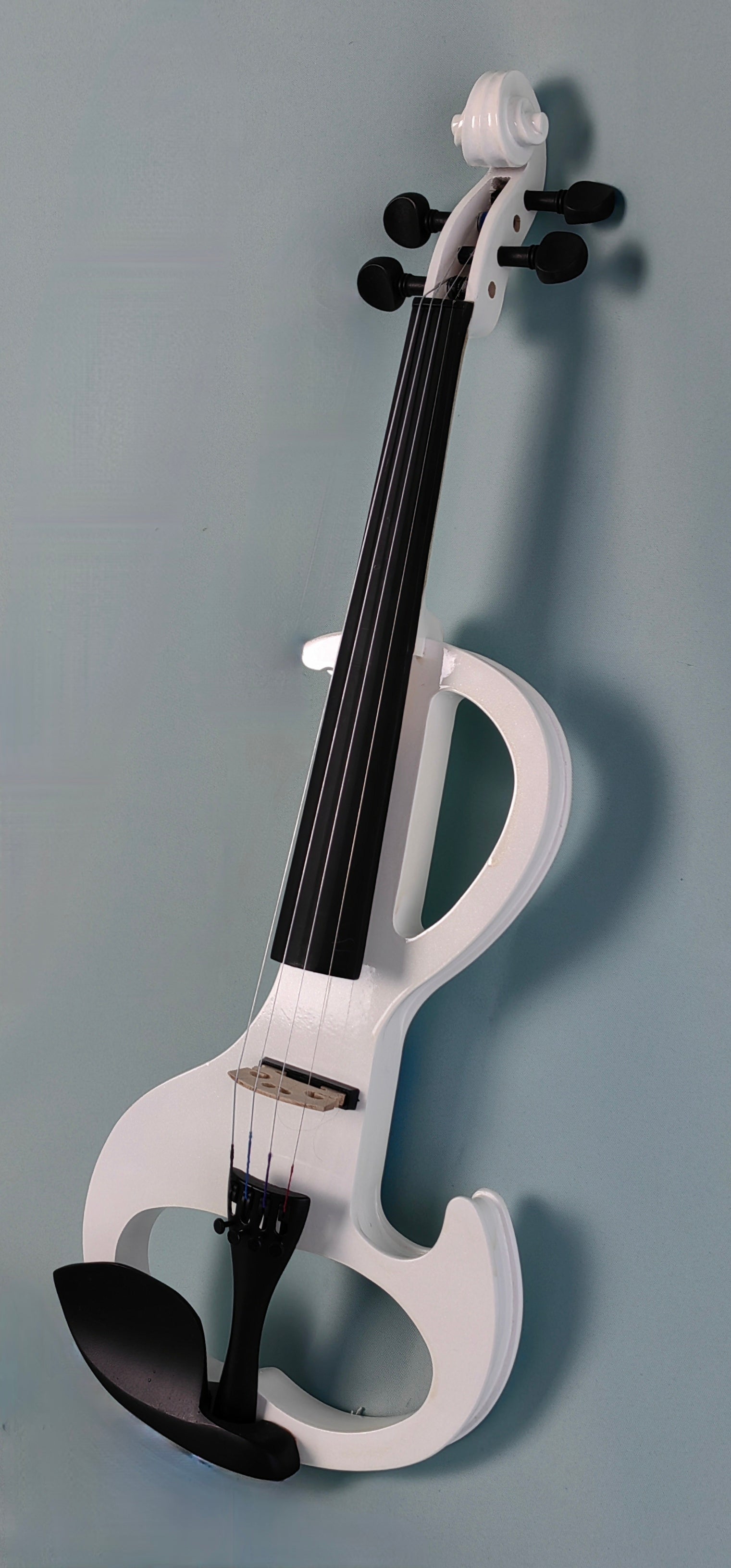 Nameless Electric Violin White SVLNE-4/4, with Bow and Case