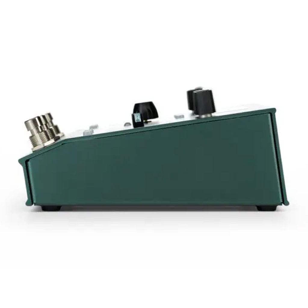 Electro-Harmonix Oceans Abyss Advanced Reverb Laboratory Pedal