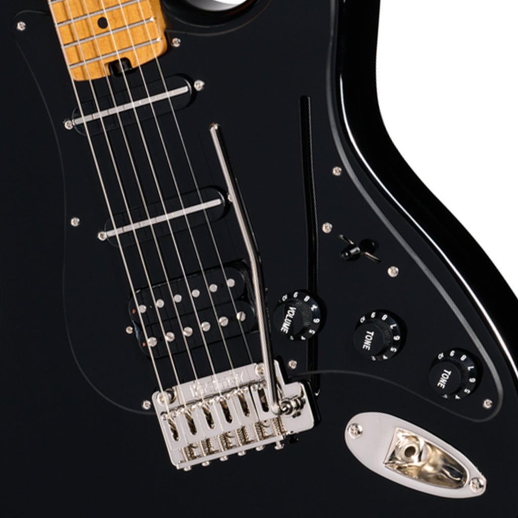 Kramer Pacer Deluxe GT w/Premium Gig Bag - Intruder Black Electric Guitars Sky Music