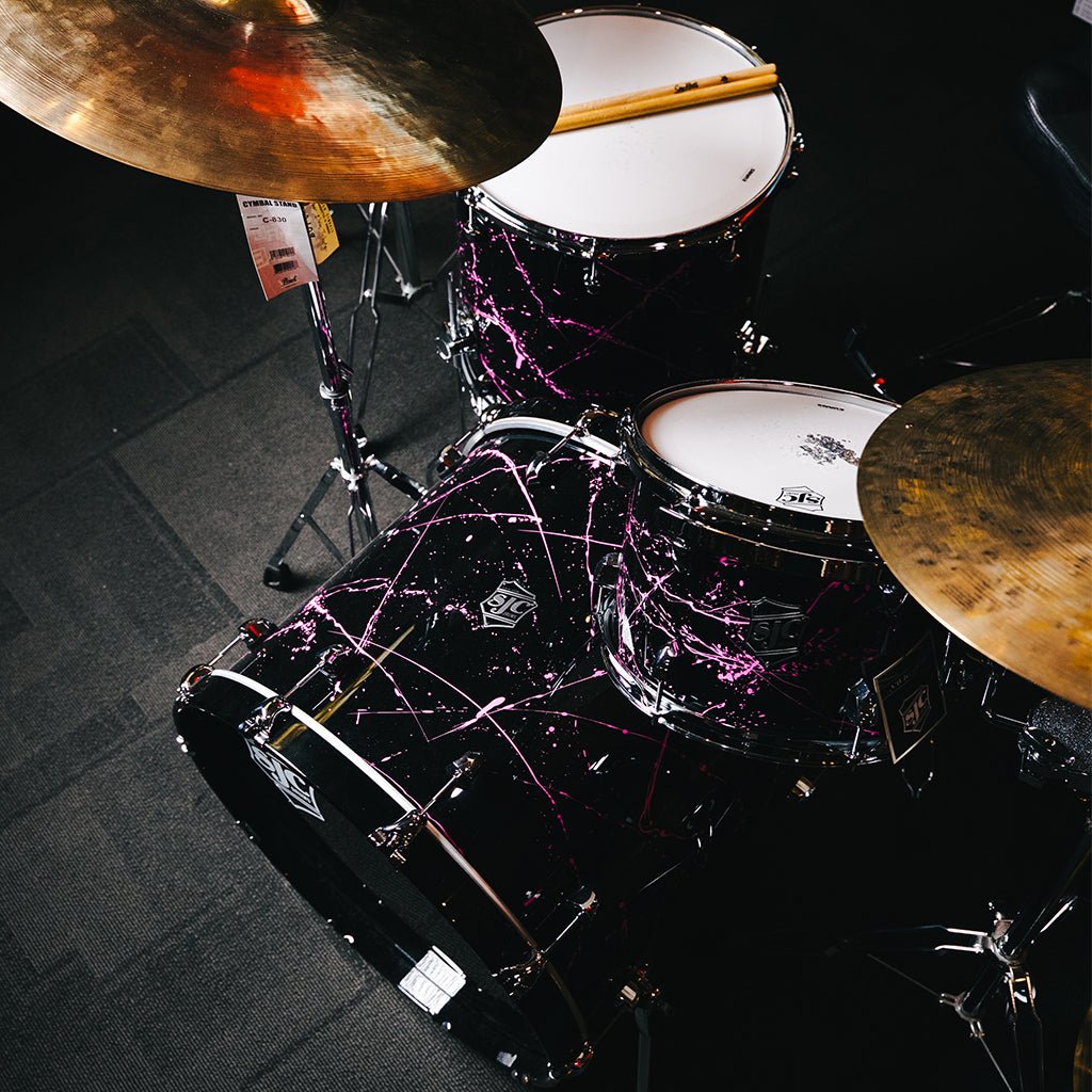 SJC Custom Drums Navigator 3-Piece Maple Shell Pack - Black with Pink Splatter Acoustic Drums Sky Music