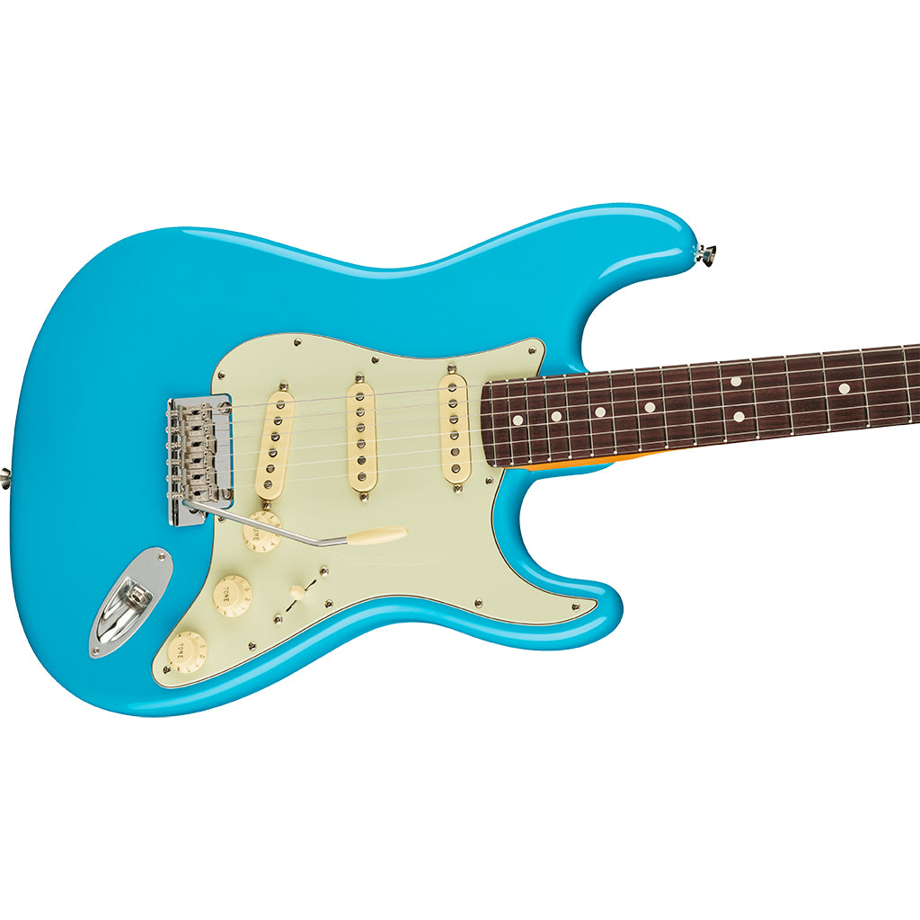 Fender - American Professional II Stratocaster® - Rosewood Fingerboard - Miami Blue