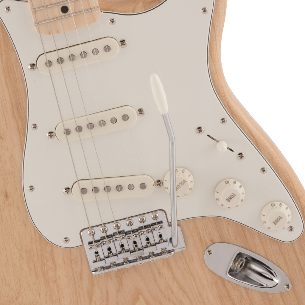 Fender Made in Japan Traditional 70s Stratocaster Maple Fingerboard Natural