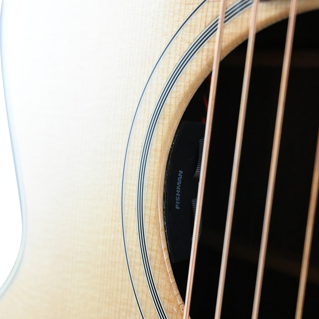 Gibson - SJ200 Studio Walnut - Antique Natural