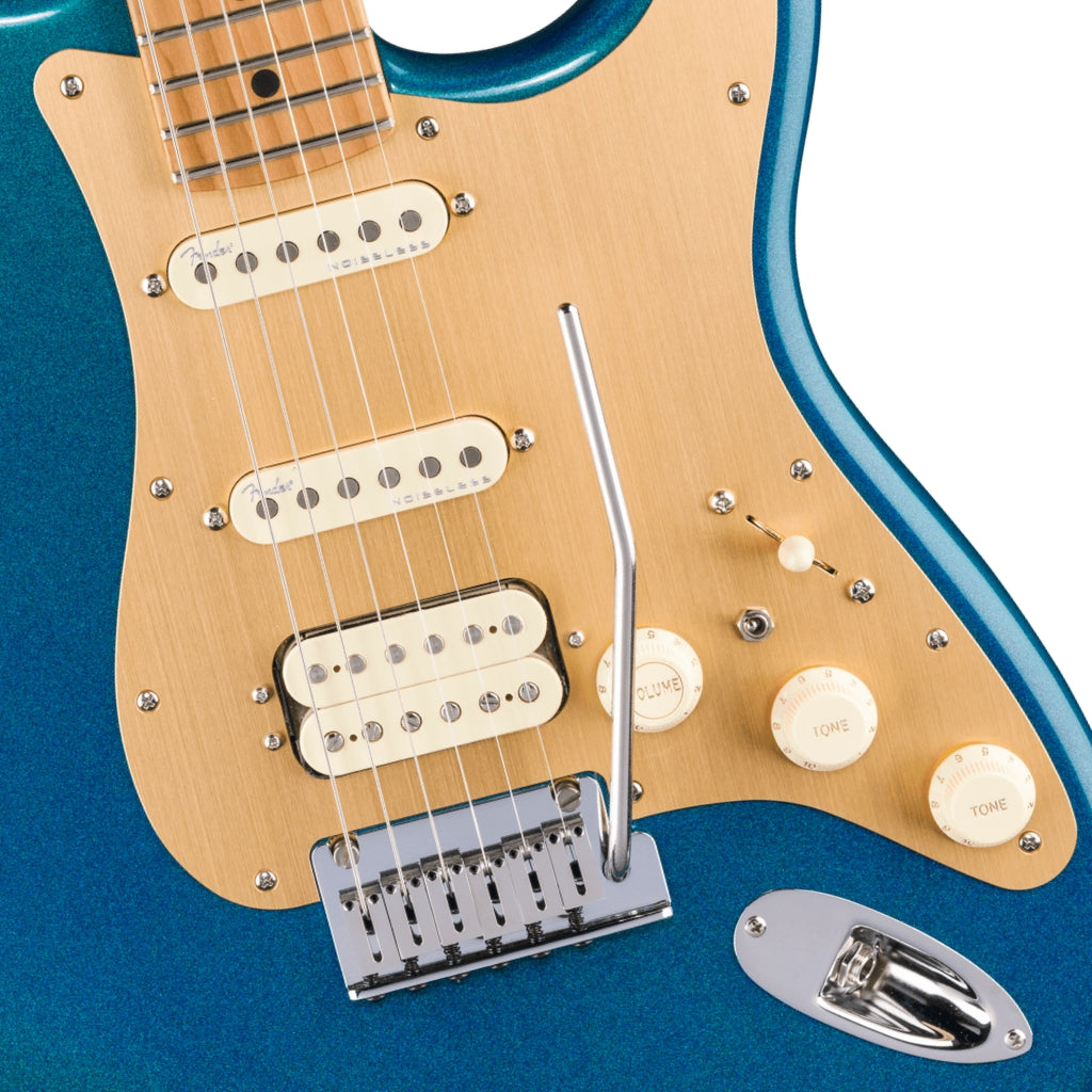 Fender Limited Edition American Ultra II Stratocaster HSS - Roasted Maple Neck - Aurora