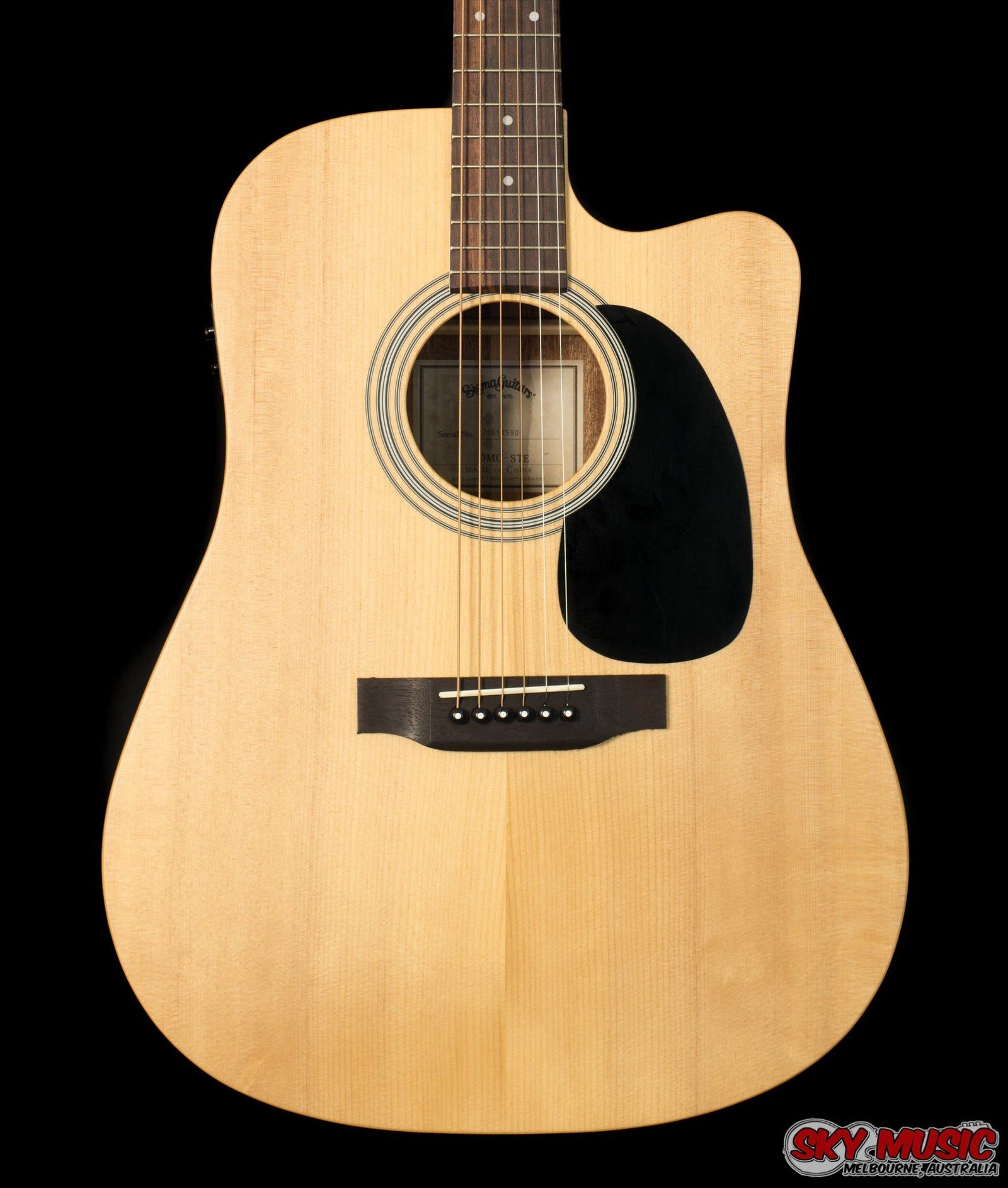 Sigma DMC-STE+ Dreadnought Cutway with Electronics