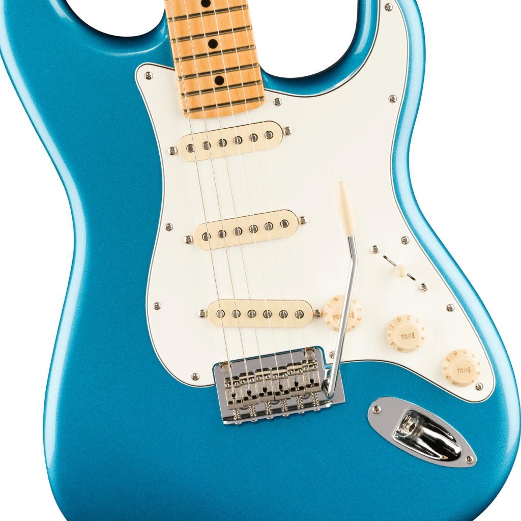 Fender - Limited Edition Player II Stratocaster Electric Guitar - Lake Placid Blue, Maple Fingerboard