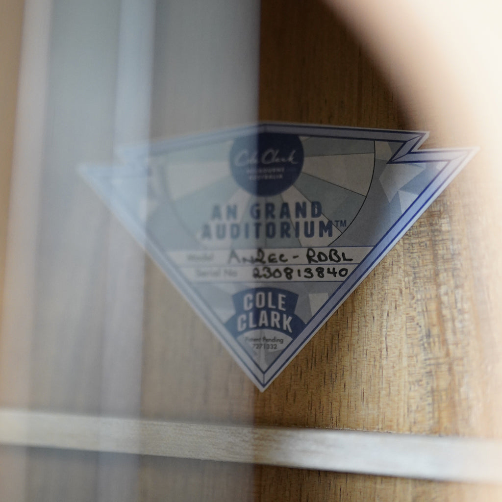 Cole Clark AN2EC-RDBL Grand Auditorium Cutaway Redwood Blackwood