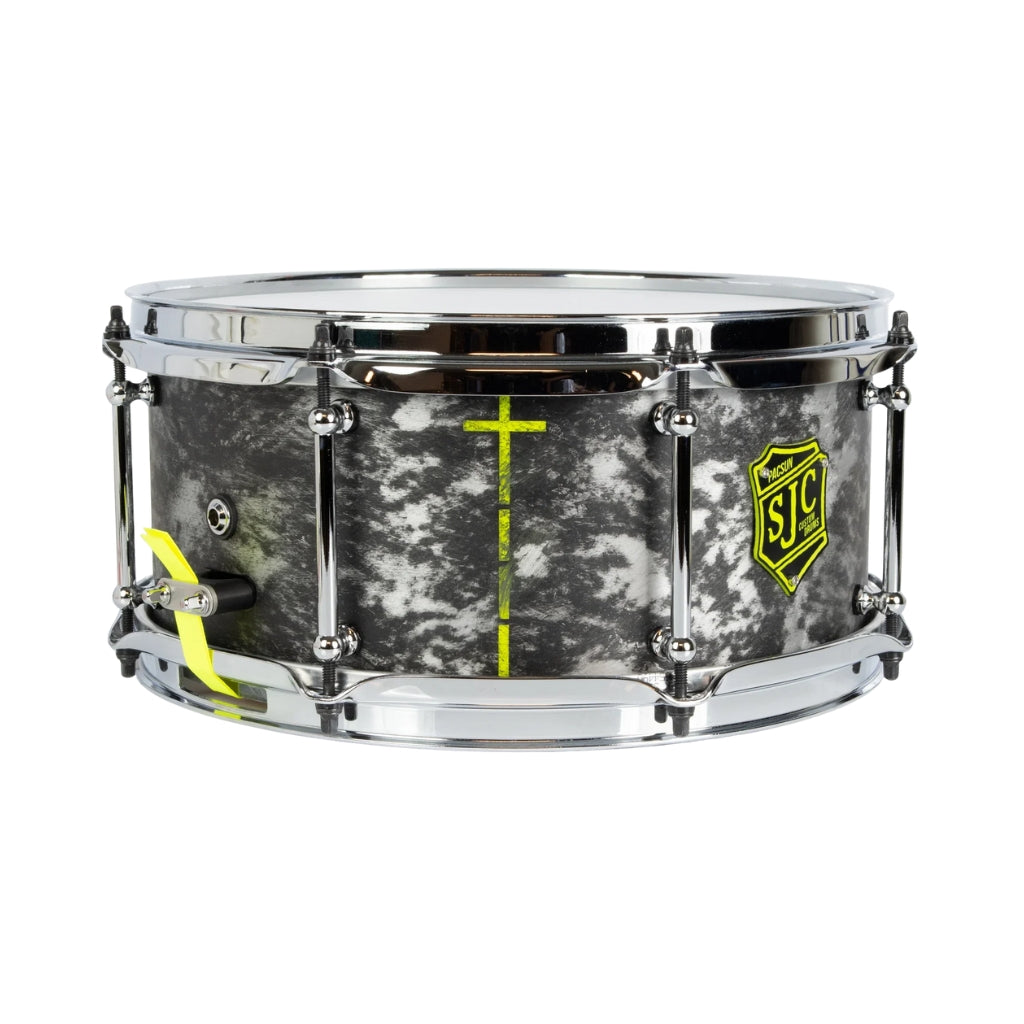 SJC Custom Drums - Kevin 'Pacusn' Kaine x Knocked Loose Signature 'Suffocate' USA Snare Drum - 6x13" - Distressed Aluminum