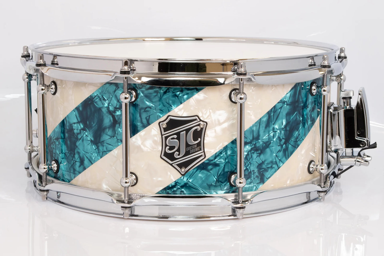 SJC Custom Drums USA Custom Snare Drum 6 x 14-inch - Barbershop Aged White Pearl/Turquoise Pearl