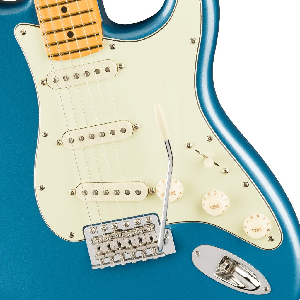 Fender American Professional Classic Stratocaster Maple Fingerboard - Faded Lake Placid Blue