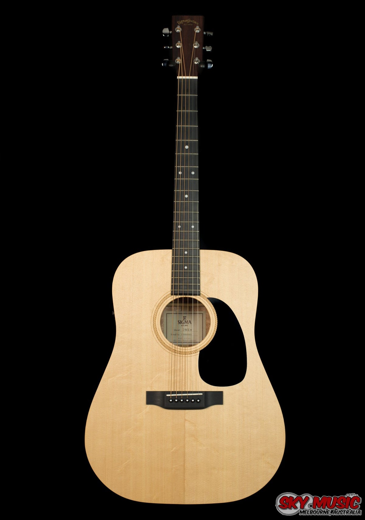 Sigma DME+ Dreadnought - Spruce/Mahogany + EQ