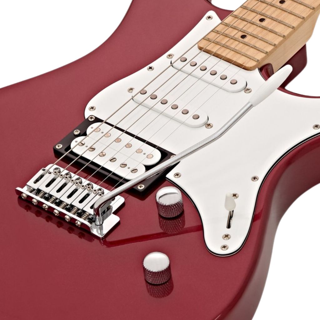 Yamaha PAC112V Pacifica Red Metallic