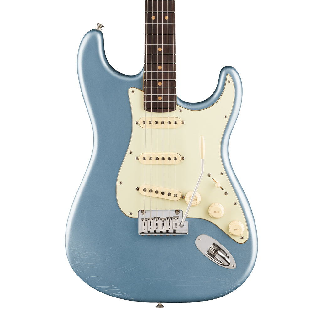 Fender American Ultra Luxe '60s Stratocaster - Rosewood Fingerboard - Ice Blue Metallic