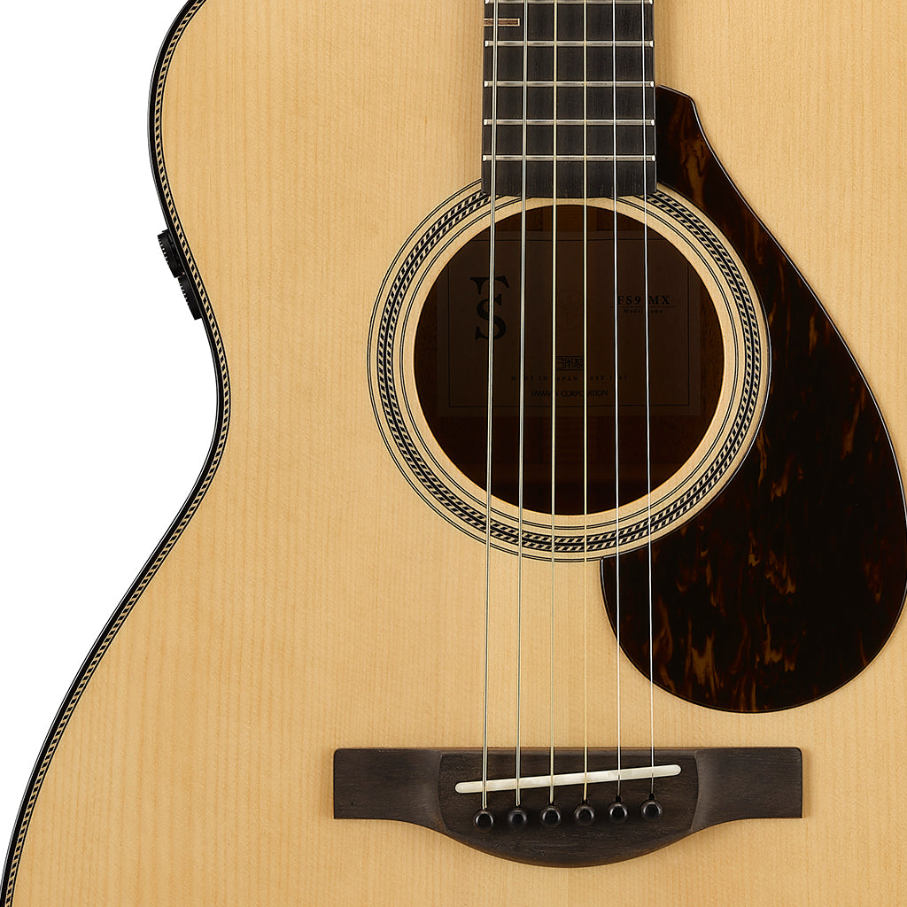 Yamaha FS9 MX Concert with Atmosfeel Pickup Natural Ebony Fingerboard