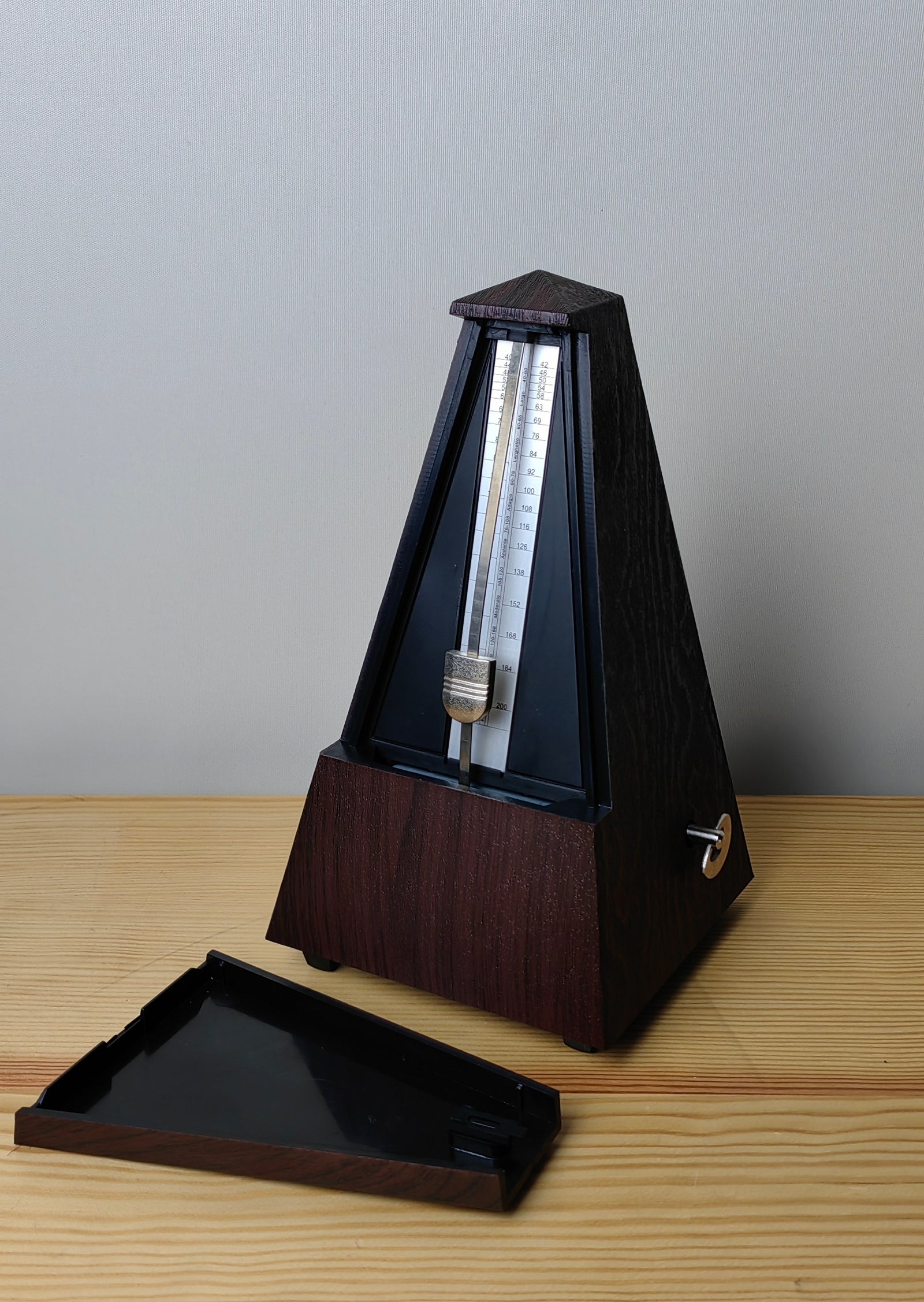 Lebeth Metronome JPQ-360