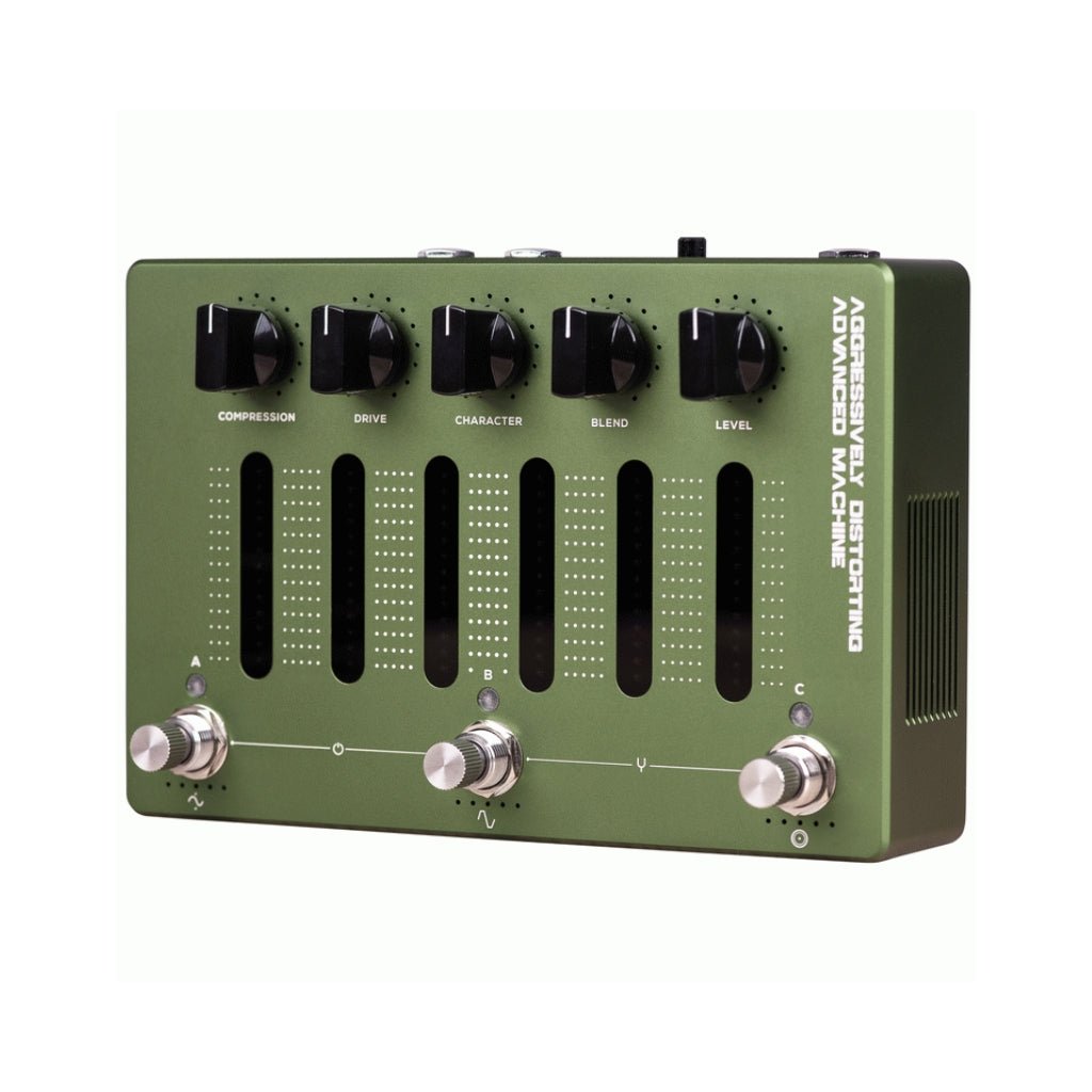 Darkglass Aggressively Distorting Advanced Machine Bass Effect Pedal Effects Pedals Sky Music