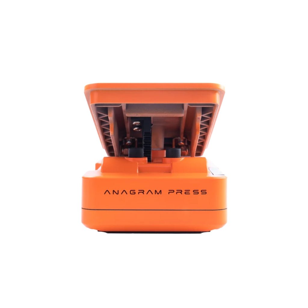 Darkglass Anagram Press Expression Pedal Effects Pedals Sky Music