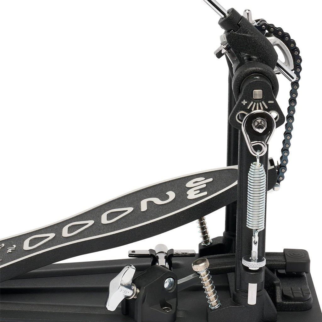 DW 2000 Series Single-Chain Accelerator Drive Bass Pedal Drum Hardware Sky Music