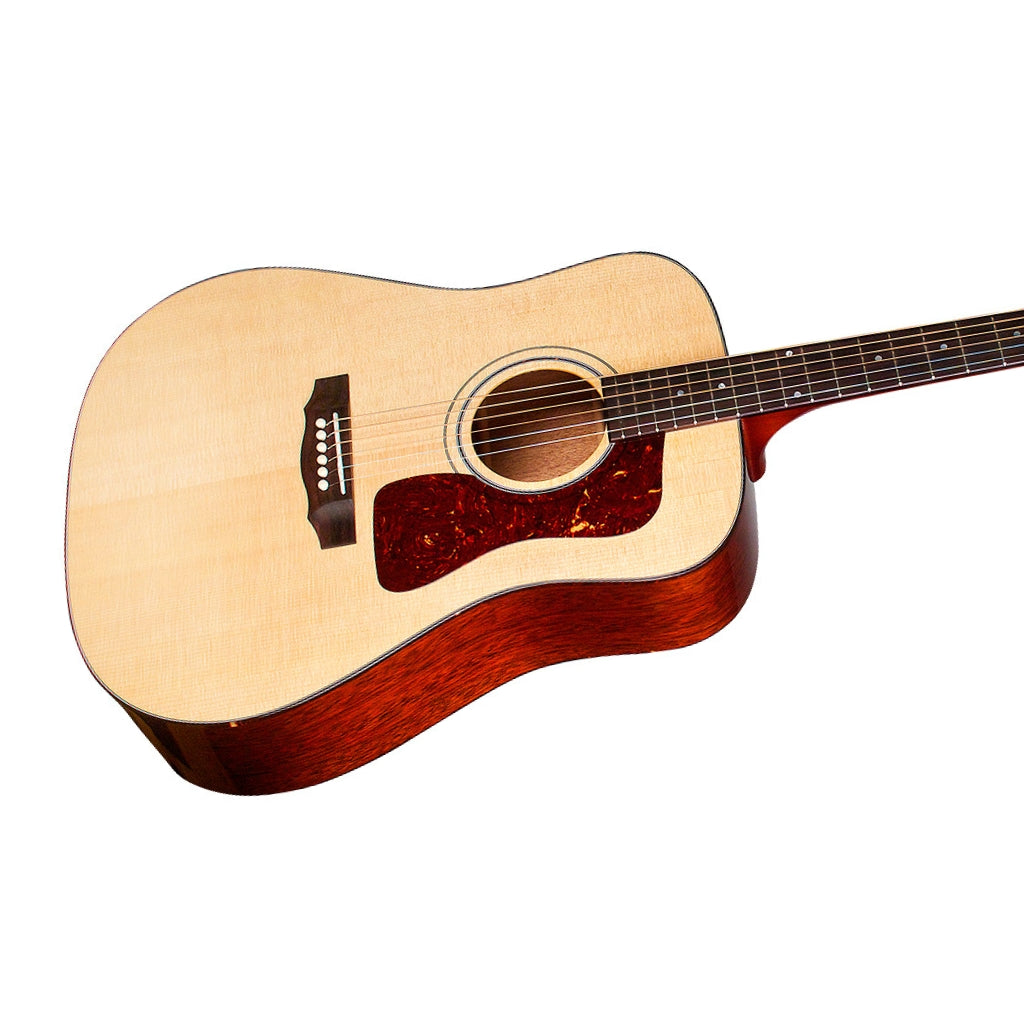 Guild - D-40 Traditional Acoustic Guitar - Natural