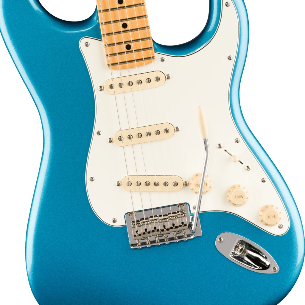 Fender Limited Edition Player II Stratocaster Electric Guitar - Lake Placid Blue, Maple Fingerboard Electric Guitars Sky Music