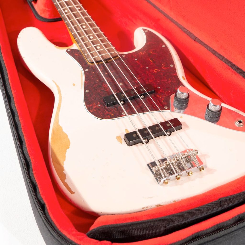 Gator - ICON Series Bag for Bass Guitar - Black