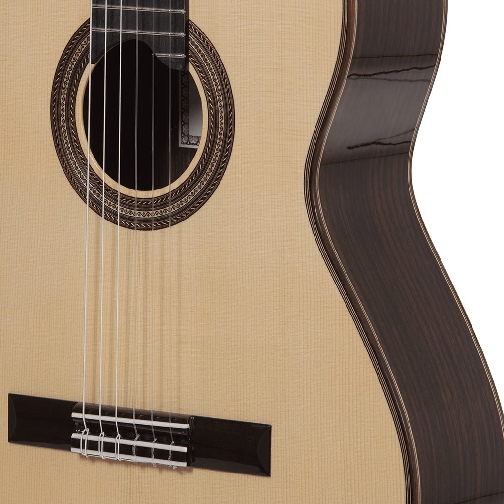 Katoh MCG150S Classical Guitar & Case Classical Guitars Sky Music
