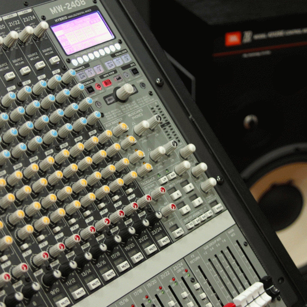 Korg - Rack Mount Ears - for MW Series Mixers