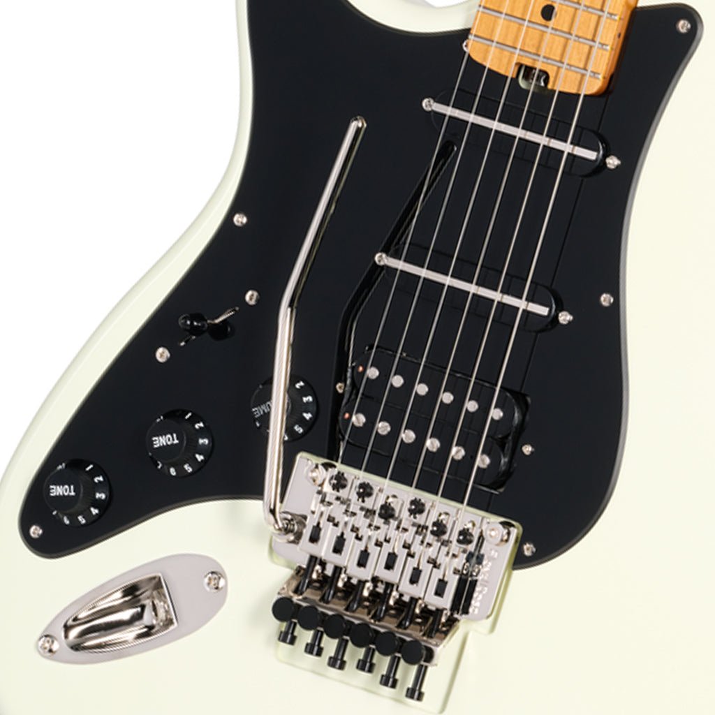 Kramer Pacer Deluxe Left Handed w/Premium Gig Bag - Classic White Electric Guitars Sky Music