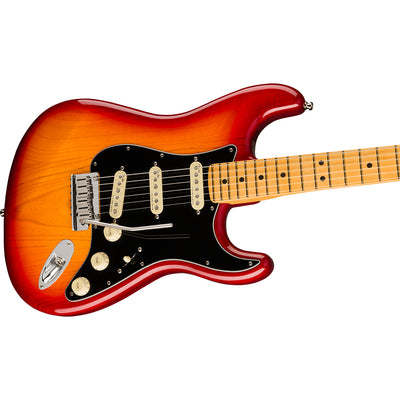 Fender - Ultra Luxe Stratocaster® - Maple Fingerboard - Plasma Red Burst