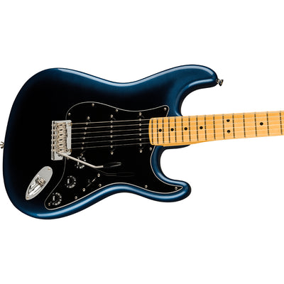 Fender - American Professional II Stratocaster® - Maple Fingerboard - Dark Night