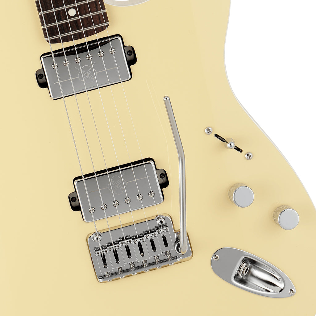 Fender Mami Stratocaster Omochi Rosewood Fingerboard Vintage White