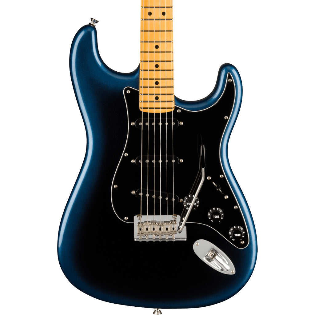 Fender - American Professional II Stratocaster® - Maple Fingerboard - Dark Night