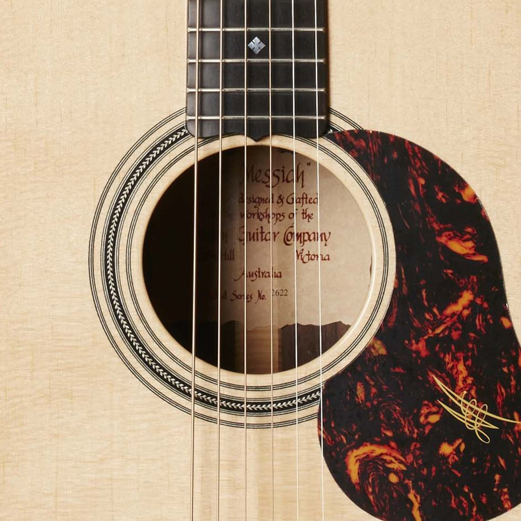 Maton EM100-808 Messiah